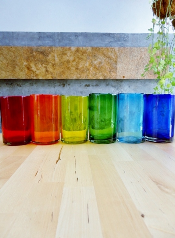 VIDRIO SOPLADO / vasos grandes de colores Arcoíris